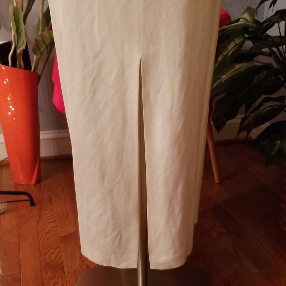 Dress - Picture 5 of 5